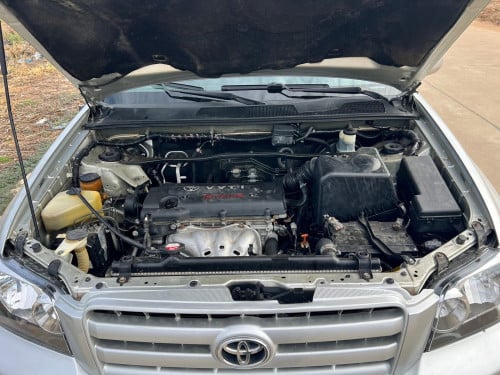 ឡាន​លក់​ Highlander 06 V4 ប៉ុង​ 1
