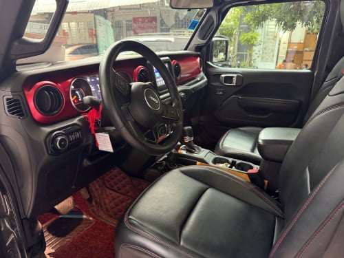 លក់បន្ទាន់ Jeeb  wrangler