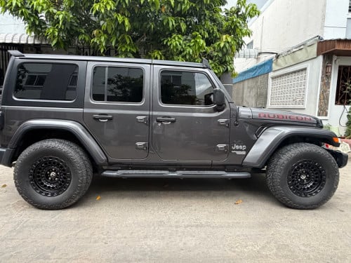 លក់បន្ទាន់ Jeeb  wrangler