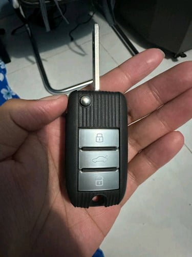 សោរ MG ZS 2020 ស៊ីនបាត់ទើបរកឃើញលក់តែ90$ទេ