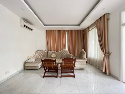 វីឡាភោះជួលបុរី Orkide 6A