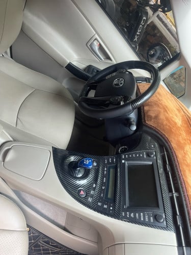 ឡានលក់ PRIUS 010. Option 3
