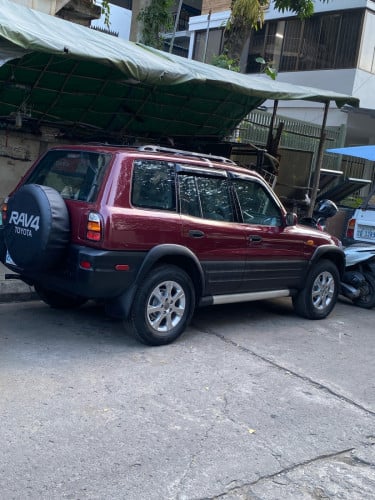 ឡានលក់ RAV4 ឆ្នាំ1997 ពណ៌ក្រហម