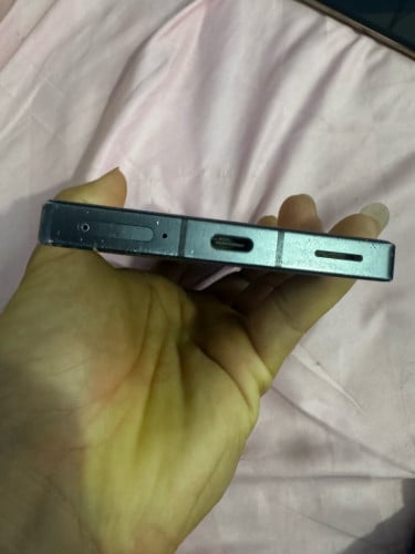 លក់ ឬដូរ Redmagic 8pro