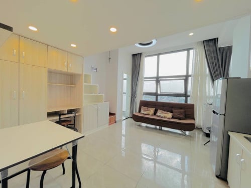ខុនដូ studio លក់បន្ទាន់ តែ 36000 (ពេលទិញជិត 5 ម៉ឺន)