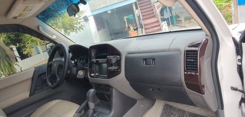 ✅Mitsubishi Montero 02 Limited Follថ្មីខ្លាំងណាស់