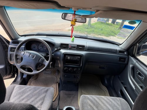 💥លក់CR-V ឆ្នាំ99 ឡានលេងហើយម៉ាអេម បង់រំលោះបាន✅