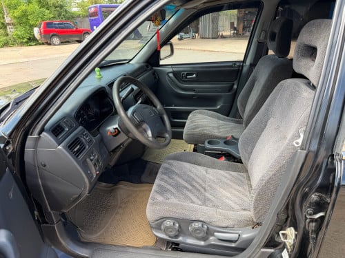 💥លក់CR-V ឆ្នាំ99 ឡានលេងហើយម៉ាអេម បង់រំលោះបាន✅