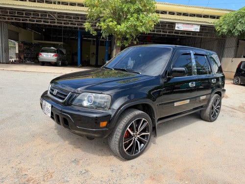 💥លក់CR-V ឆ្នាំ99 ឡានលេងហើយម៉ាអេម បង់រំលោះបាន✅