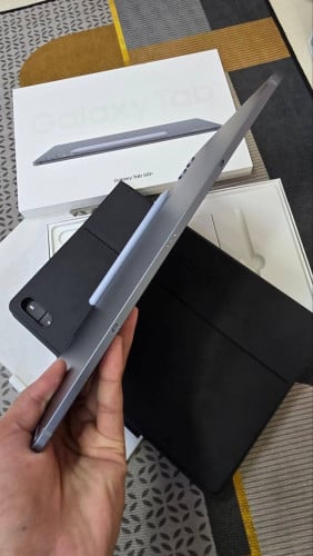 📲📲📲 : Samsung S10 plus wifiRam:12G Rom: 256G keyboard Color : Gray 99%