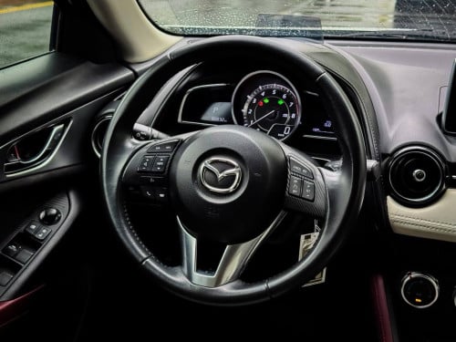 🔥MazdaCX3 017កាន់💰6500$💸ដកឡានភ្លាមបង់រំលស់ជាមួយឃ្លាំងផ្ទាល់