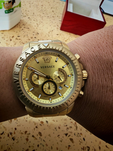 លក់នាឡិកាម៉ាក់VERSACE
