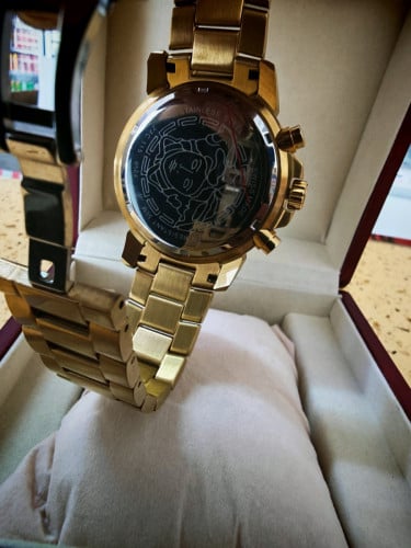 លក់នាឡិកាម៉ាក់VERSACE