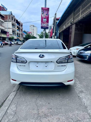 010 HS 250 ក្នុង លឿង ថ្មី មិនបាច់និយាយ ស្រុីន1ជុំ (Original Paint)