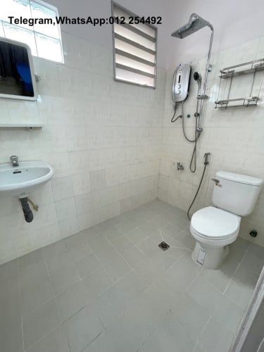 1 Bed 1 Baths Balcony Apartment for Rent