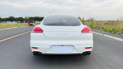 14年保时捷Panamera 4S四驱高性能版