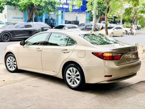 2013 LEXUS ES300h Hybrid Premium Full Option V4 2.5L រថយន្ត​ក្រដាសពន្ធថ្មី​