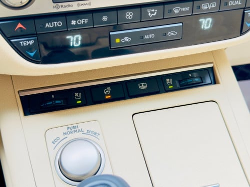 2013 LEXUS ES300h Hybrid Premium Full Option V4 2.5L រថយន្ត​ក្រដាសពន្ធថ្មី​