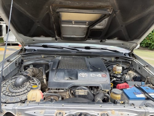 2015 Hilux Vigo ឡានអត់បុកប៉ះ 6មុឺនគីឡូ
