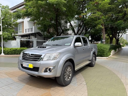 2015 Hilux Vigo ឡានអត់បុកប៉ះ 6មុឺនគីឡូ