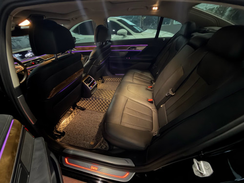 2016 BMW 740i ក្រដាសពន្ធ