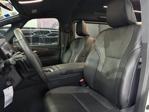 2024 Toyota Alphard Executive Lounge ម្ចាស់ដើម