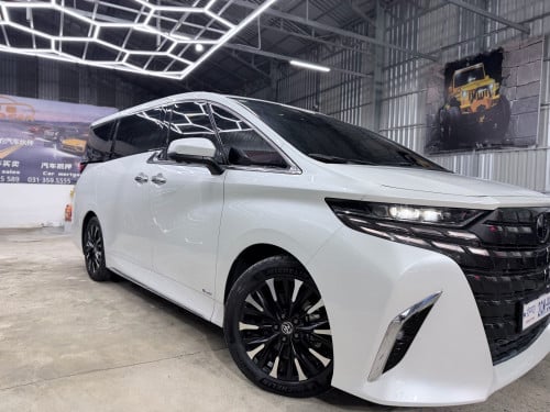 2024 Toyota Alphard Executive Lounge ម្ចាស់ដើម