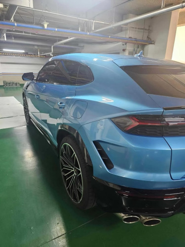 2025 Lamborghini Urus SE Hybrid