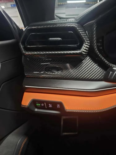 2025 Lamborghini Urus SE Hybrid
