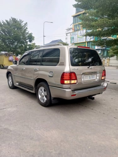 470ឆ្នាំ2000ម្ចាសដេីមលក់11000$ចរចារ