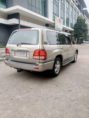 470ឆ្នាំ2000ម្ចាសដេីមលក់11000$ចរចារ