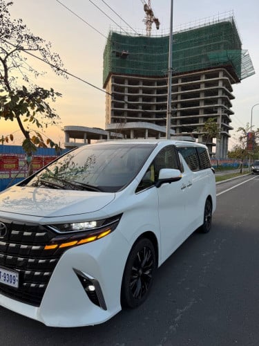 Alphard 015 Up025 មាន license