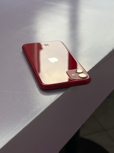 Apple iPhone 11 64GB Red – iCloud Account Signed In / No Passcode / For Parts or Repair