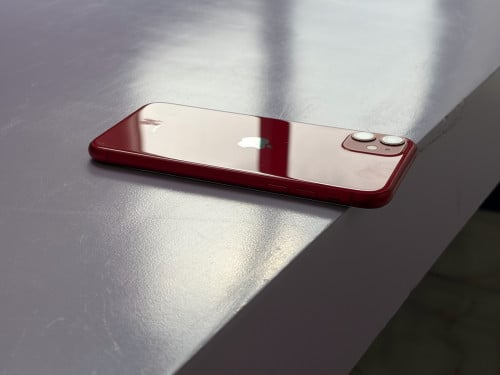 Apple iPhone 11 64GB Red – iCloud Account Signed In / No Passcode / For Parts or Repair