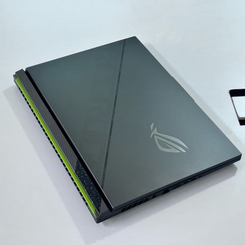 Asus ROG Strix G18