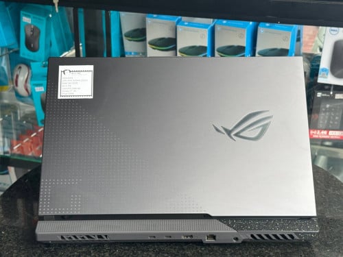 ASUS ROG Strix G713P