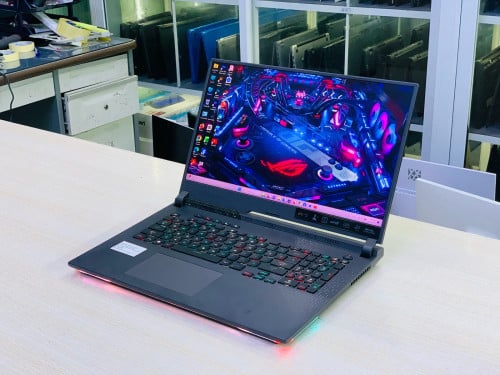 Asus ROG Strix Scar G17 17.3”2K 240Hz