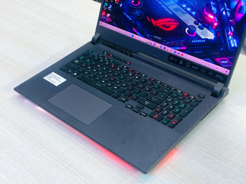 Asus ROG Strix Scar G17 17.3”2K 240Hz