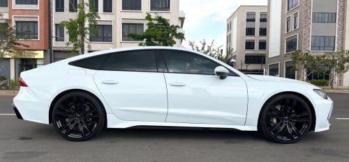 Audi A7 ⬆️ RS7