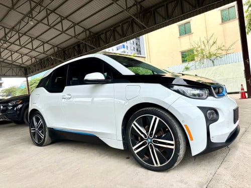 BMW I3 2015 Full Option (សាំង+EV) 8ម៉ឺនម៉ាយ