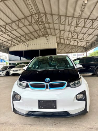 BMW I3 2015 Full Option (សាំង+EV) 8ម៉ឺនម៉ាយ