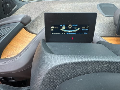 BMW I3 2015 Full Option (សាំង+EV) 8ម៉ឺនម៉ាយ