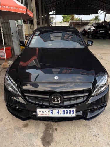 C300 Up C63