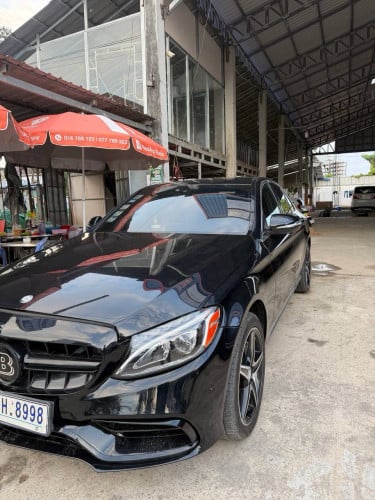 C300 Up C63