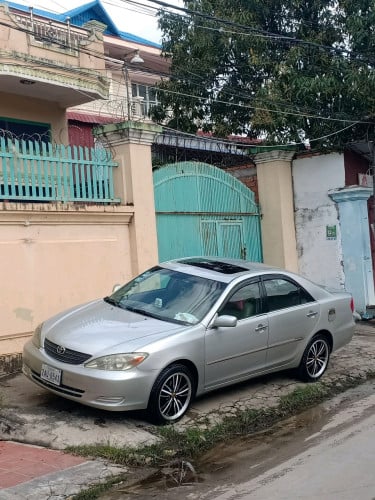 Camry LE2003 លក់ប្រញាប់