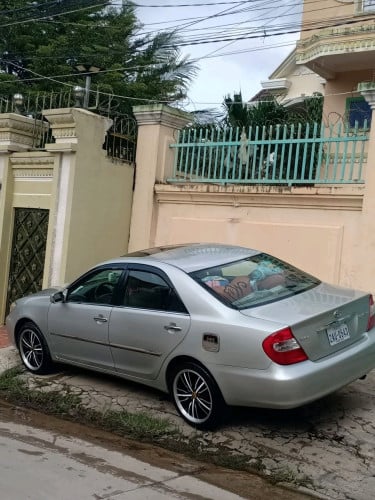 Camry LE2003 លក់ប្រញាប់