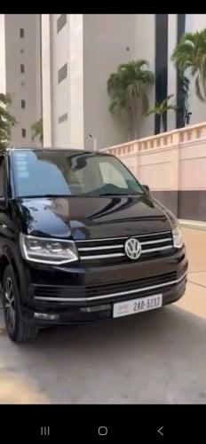 Caravelle for sale , perfect condition.  Vip massage seats . Petrol