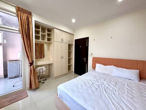 Condo bkk2 for rent