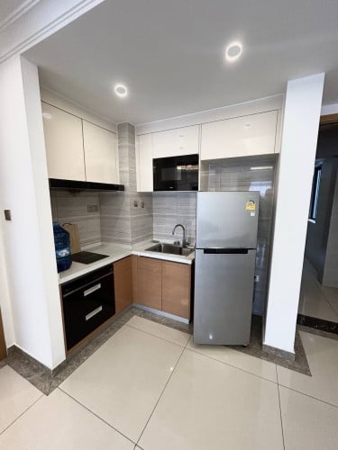 CONDO FOR RENT📍St. 60m (R&F City)