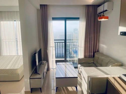 CONDO FOR RENT📍St. 60m (R&F City)